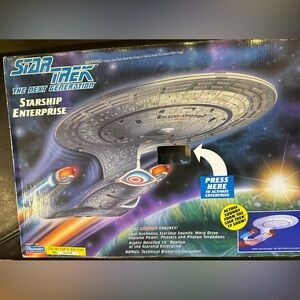 Star Trek Next Generation Enterprise D Ship-Playmates #6102- Boxed- Case